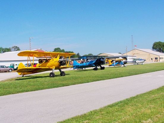 Airplane Line-up